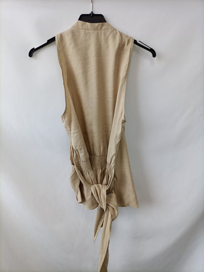ZARA. Blusa beige lino T.xs