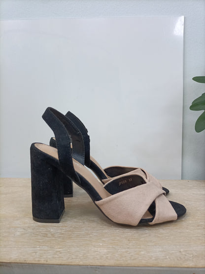 ETEREO SHOES. Two-tone sandals, size 37 (TARA)