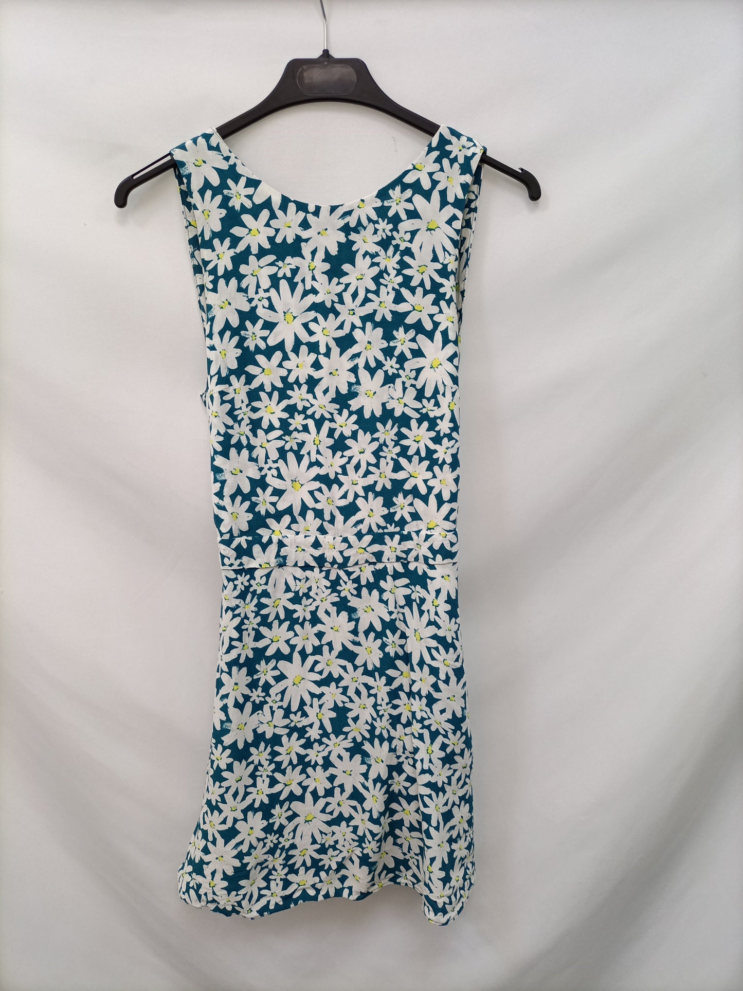 ZARA. Mono margaritas T.s