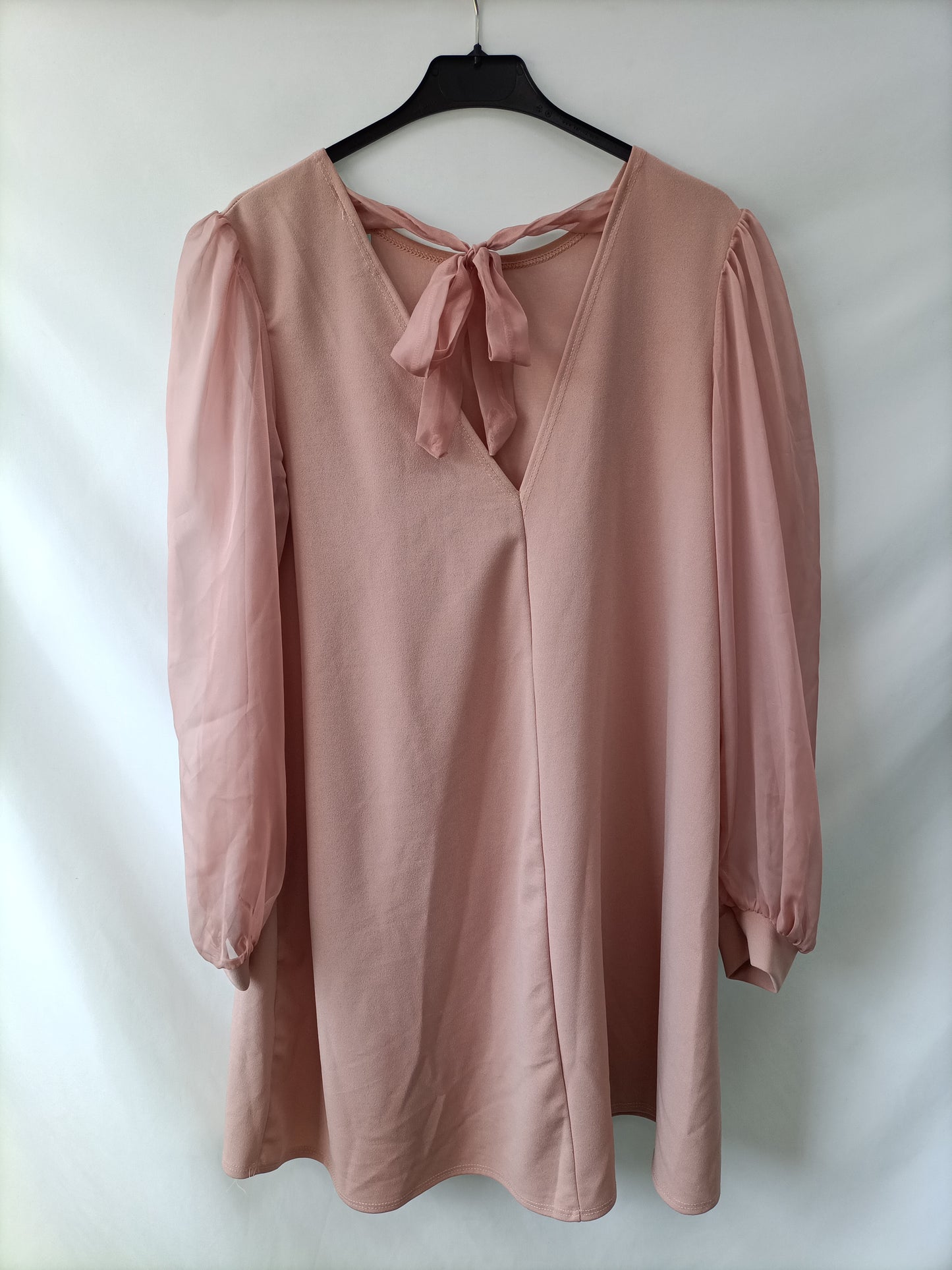 Market. PIKKER´S. vestido rosa fluido lazada espalda T.u