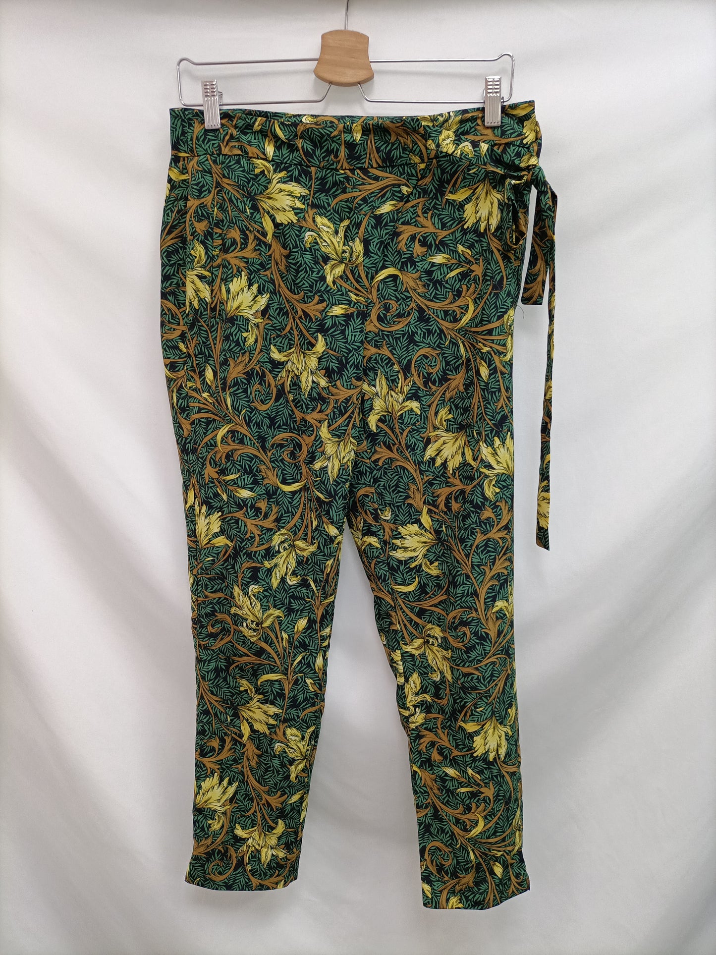 ZARA. Flowing branches Tm trousers