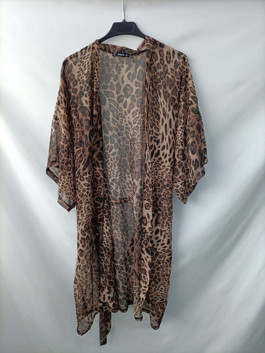 SHEIN. Kimono animal print T.s