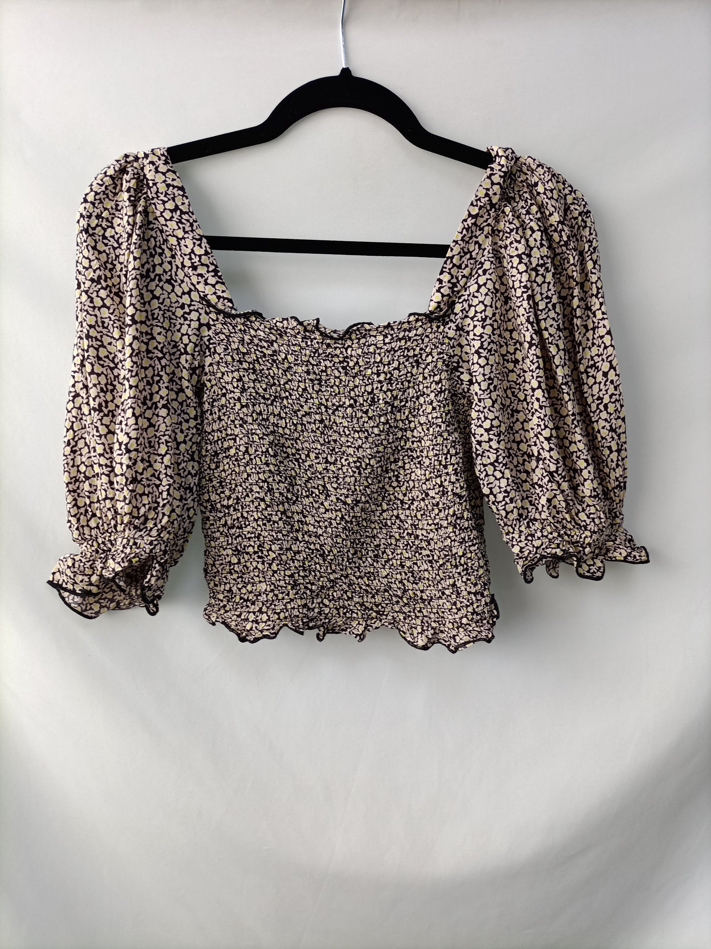 H&M. Top nido de abeja flores T.s