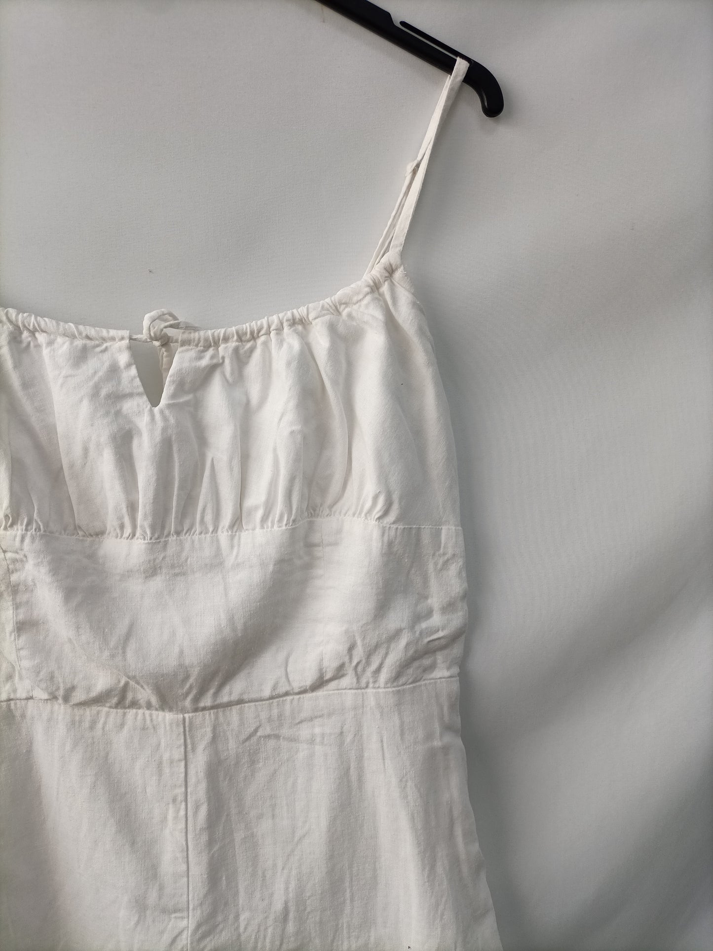 BERSHKA. Mono corto blanco T.m