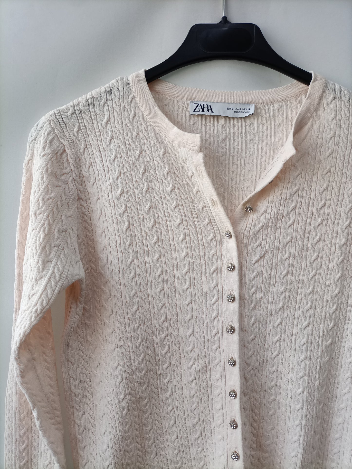 ZARA.Rebeca rosita botones T.s