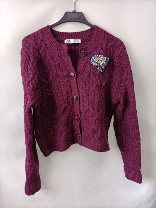 ZARA.Chaqueta gordita burdeos T.s