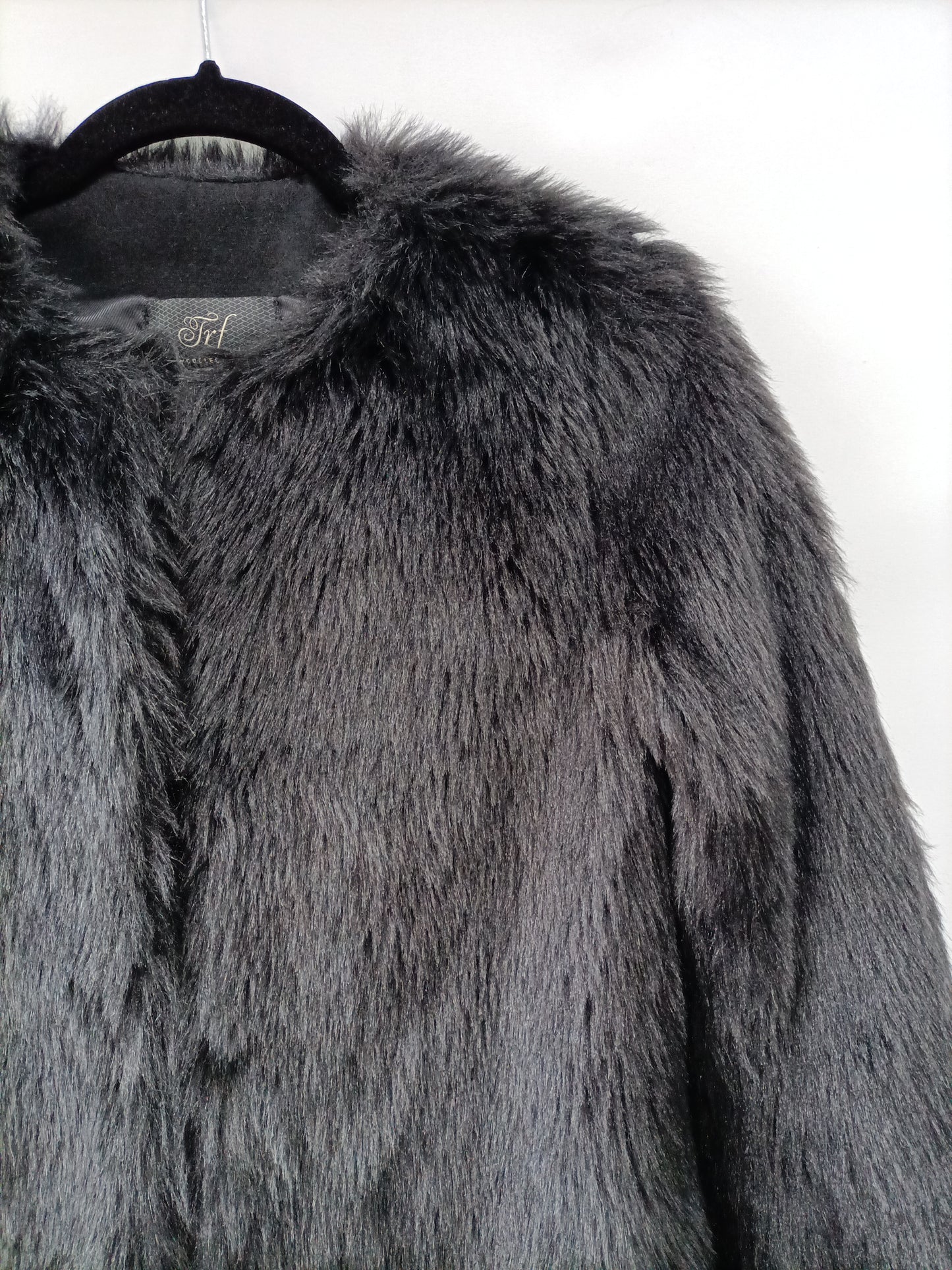 ZARA. Abrigos pelo sintético T.s