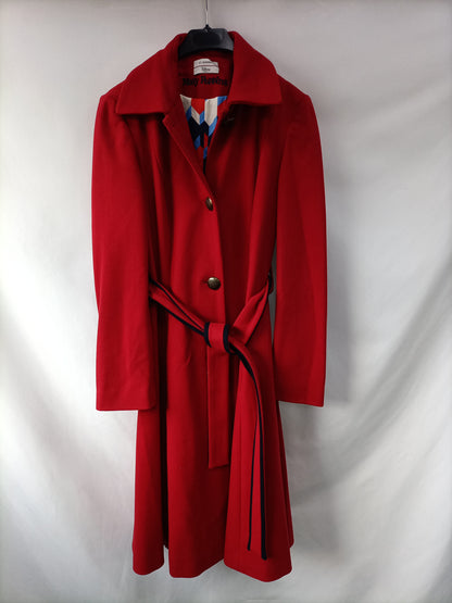 EL GANSO. Abrigos rojo lazada T.36