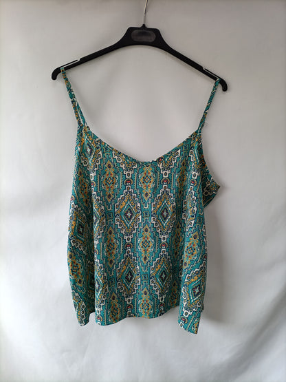 HOLLISTER. Top verde estampado T.m