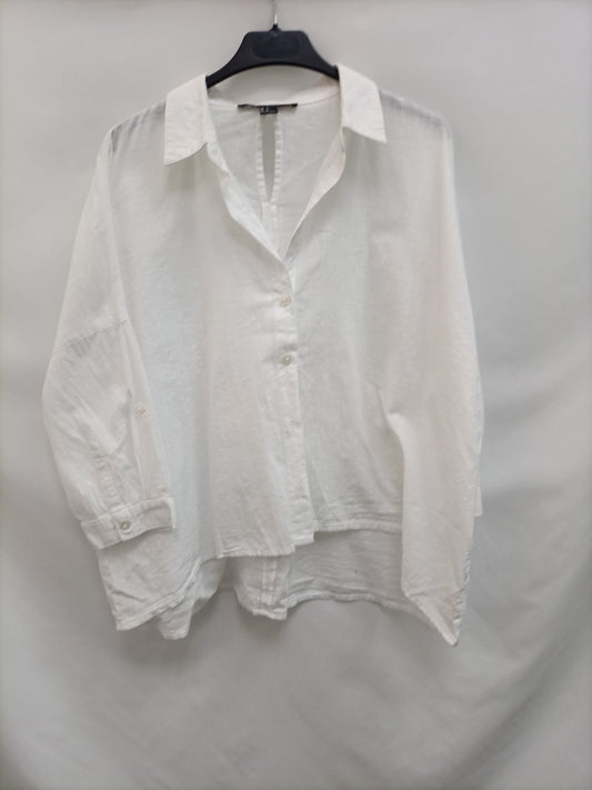 FOREVER21.Blusa blanca manga corta T.s
