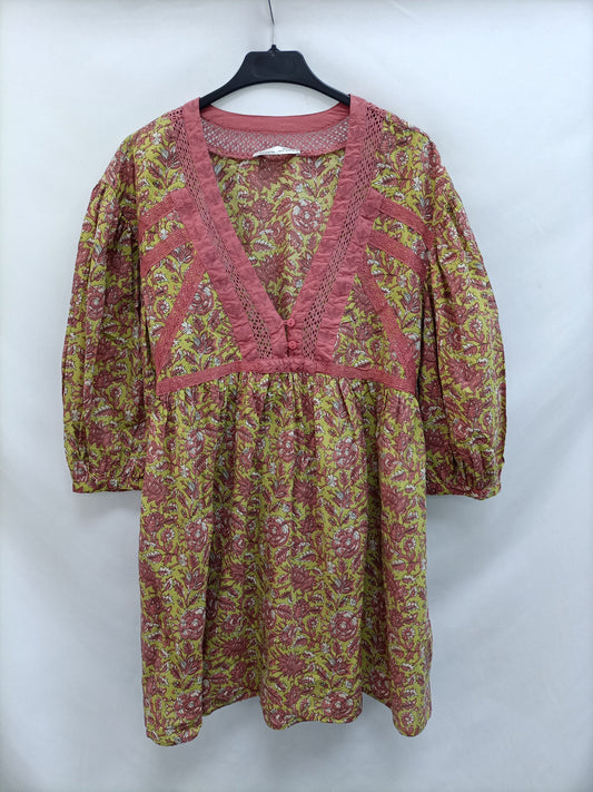PULL&BEAR.Vestido flores y encaje T.M