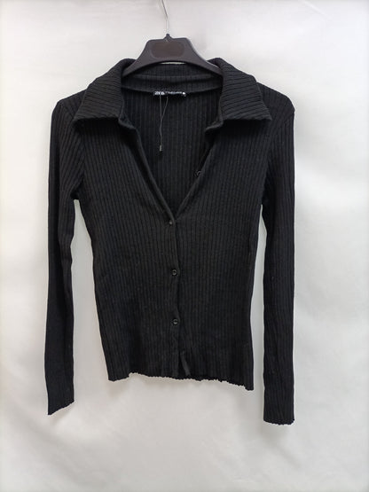 ZARA.Camiseta punto canalé negro T.s