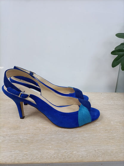 MENBUR.Blue heels size 39