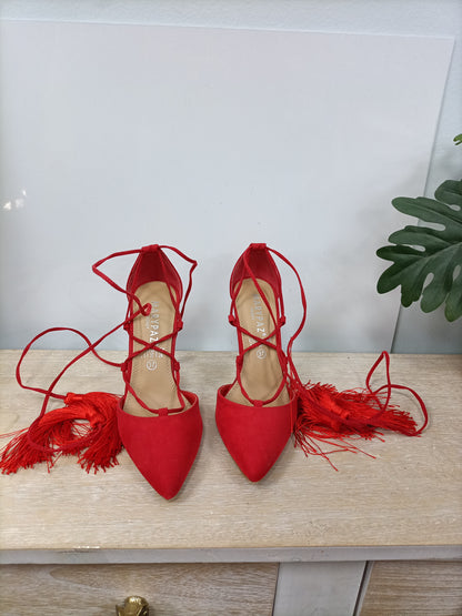 MARYPAZ.Tacones rojos cuerdas T.37