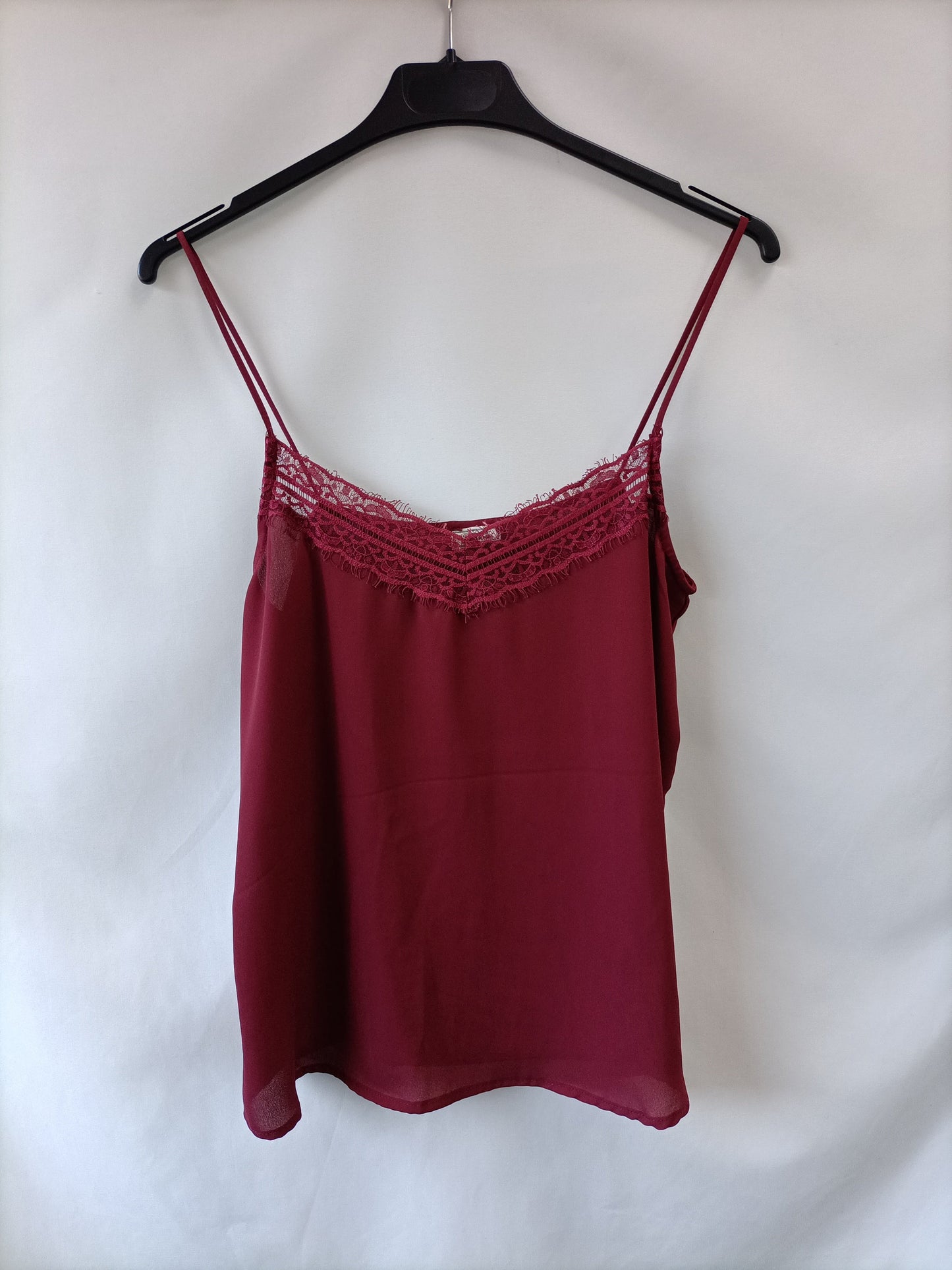 PIMKIE. Top burdeos lencero T.u(s)