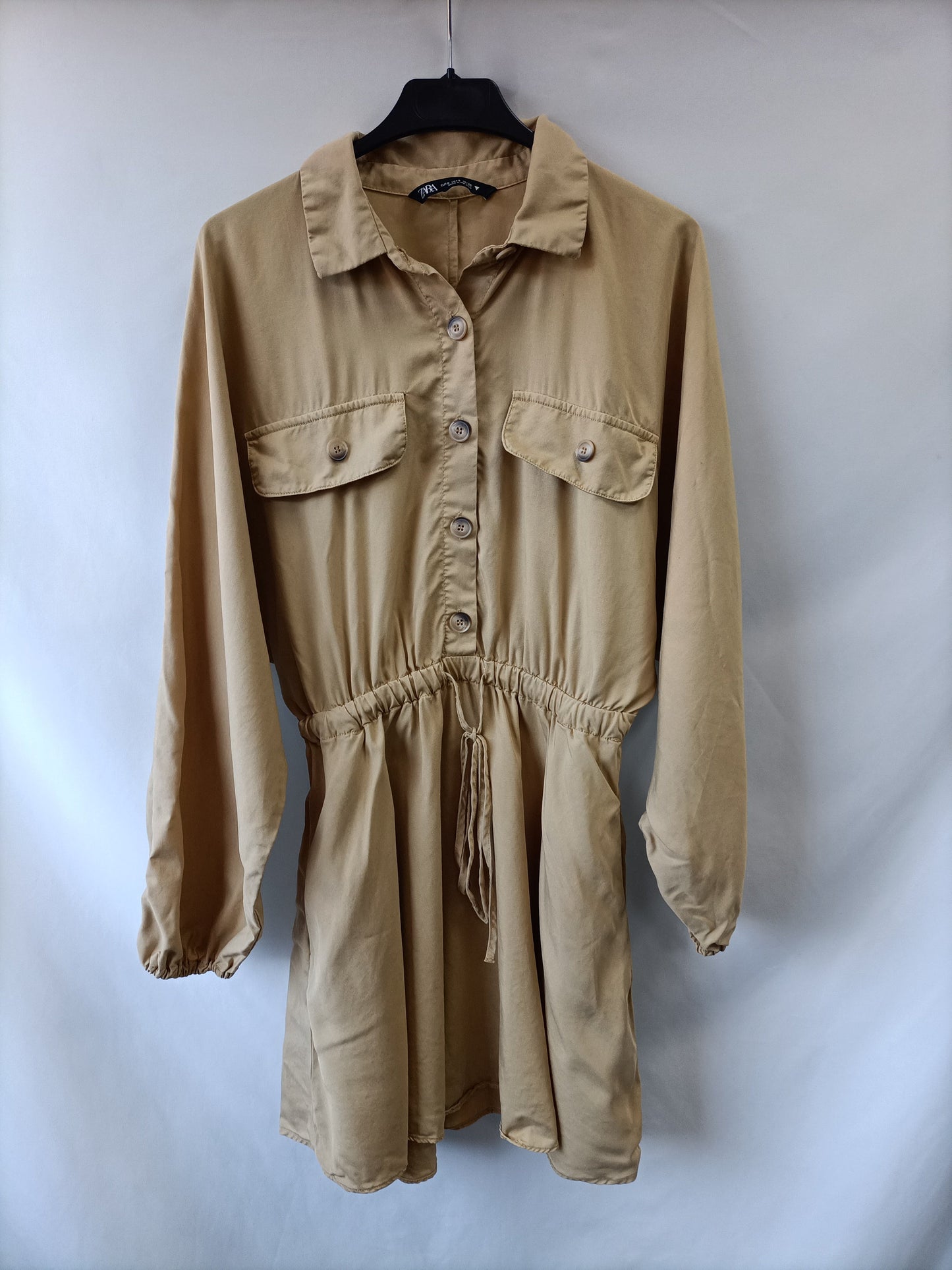 ZARA. Vestido beige sahariano T.s