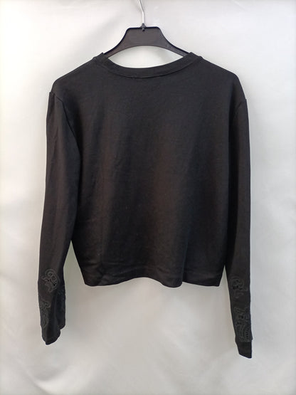 H&M. Sudadera negra encajes T.xs