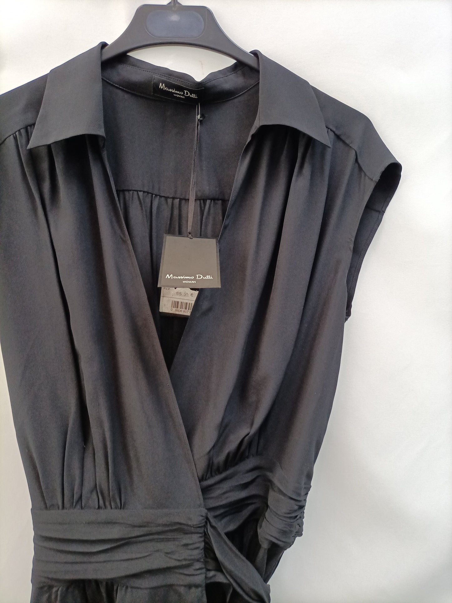 MASSIMO DUTTI. Vestido midi seda T.38