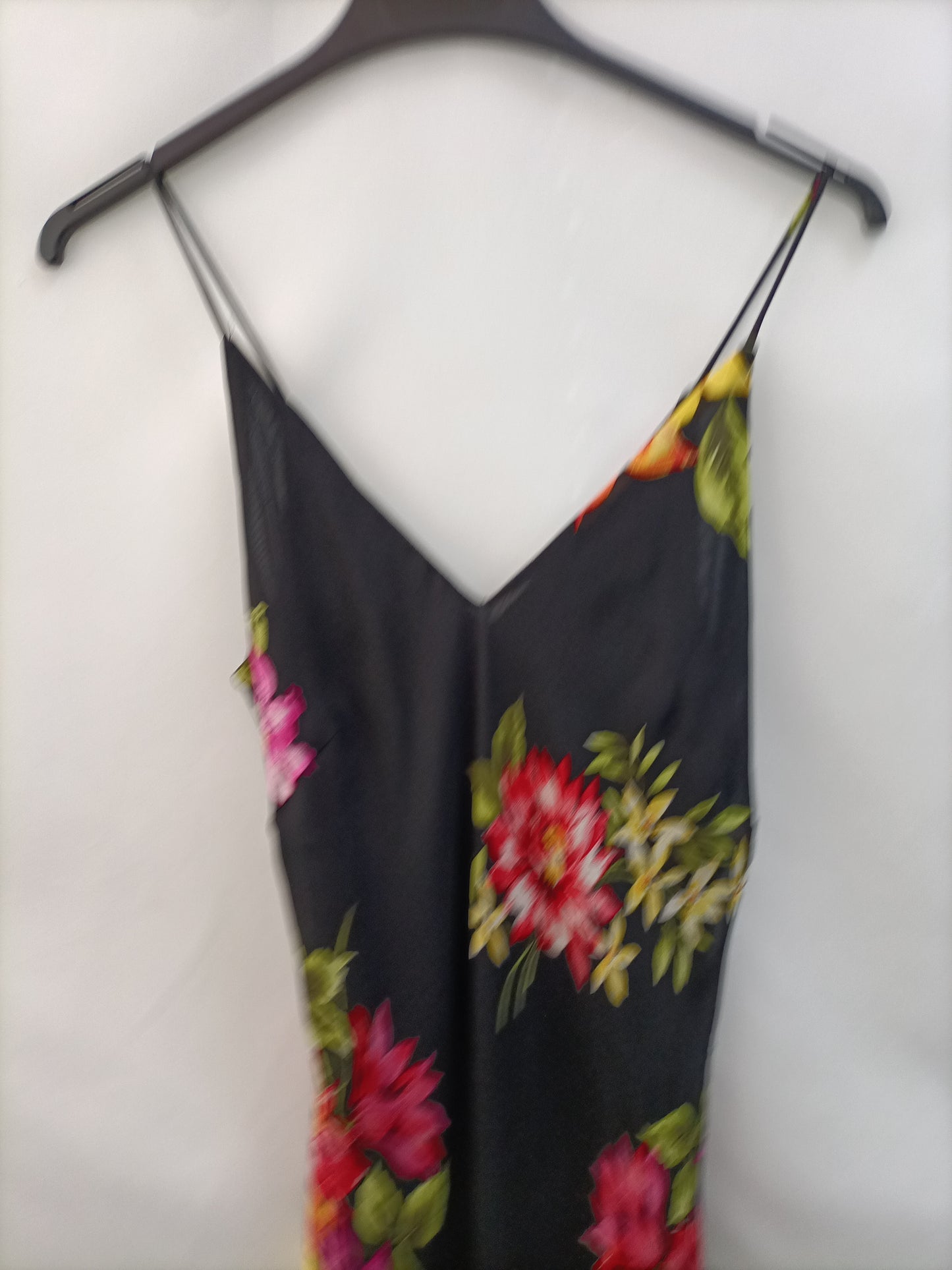 UNIT. Vestido largo flores T.40 (s)