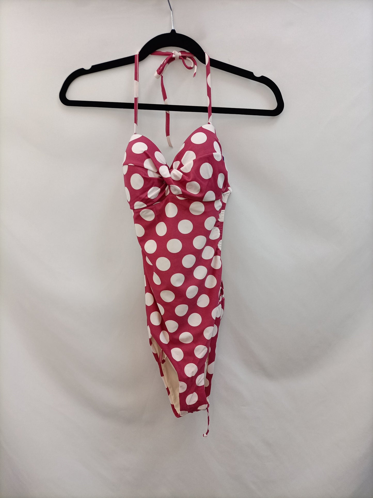 LEONISA. Trikini lunares T.34/90