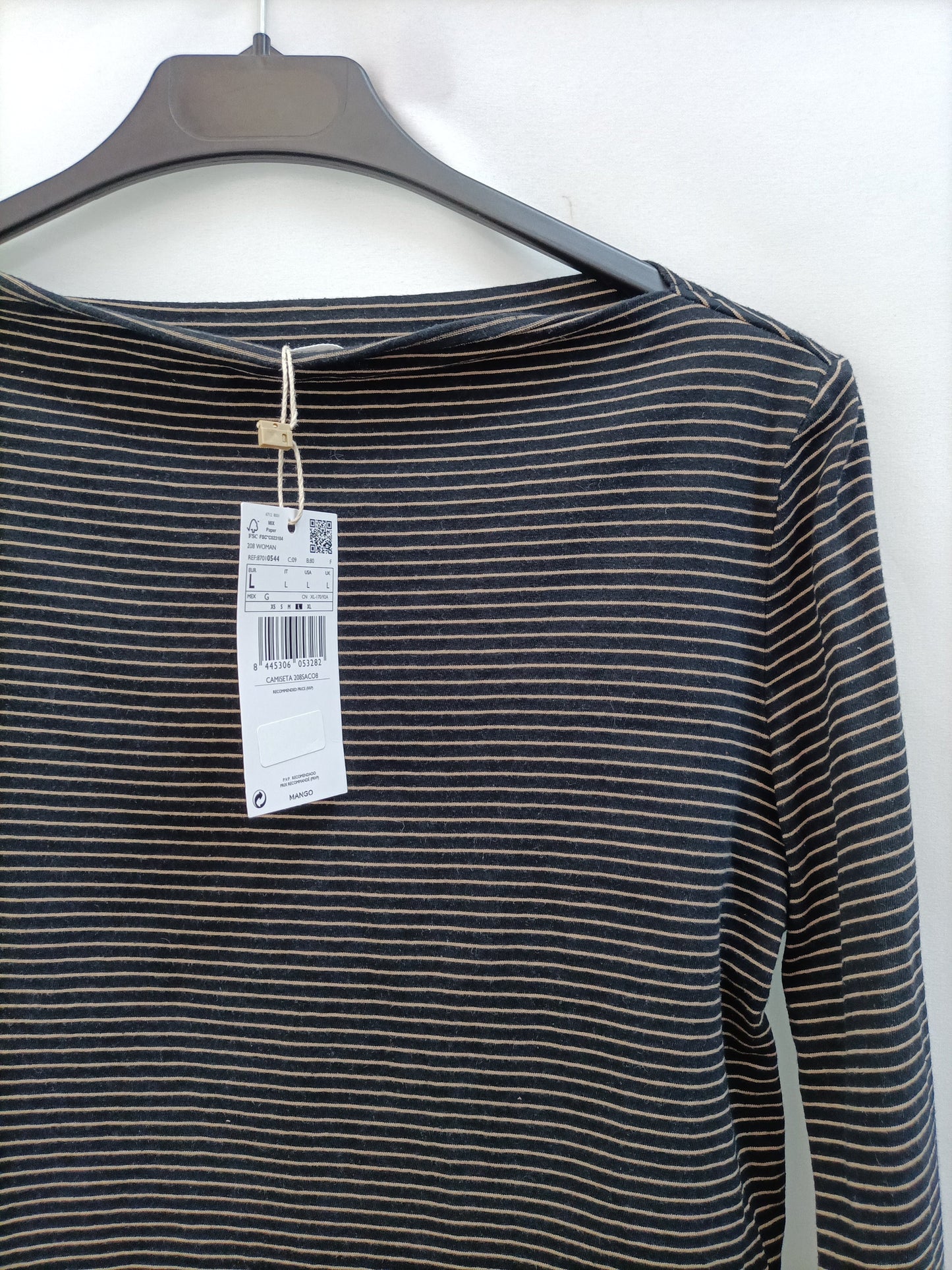 MANGO. Camiseta negra rayas T.l
