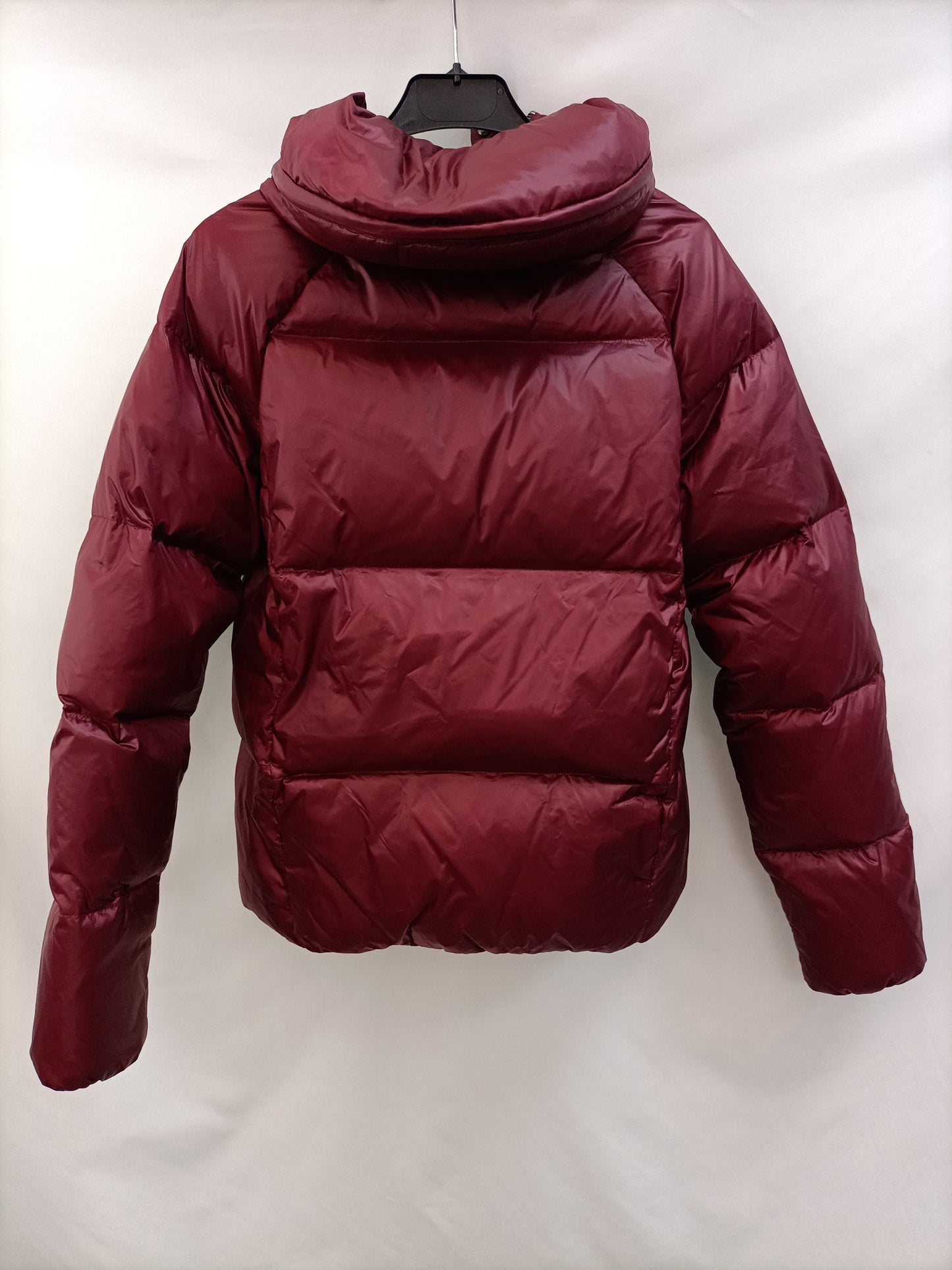 NAFNAF. Plumas burdeos T.36