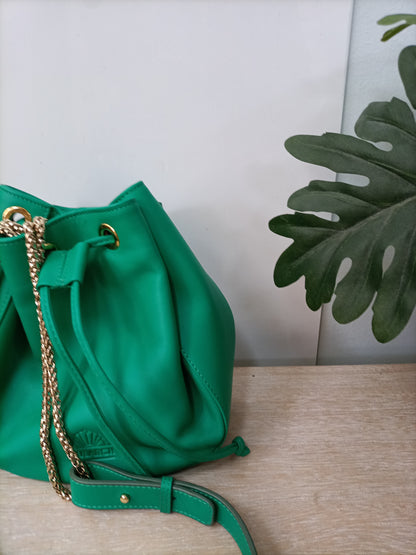 PIULARCH.Bolso mini saco piel verde