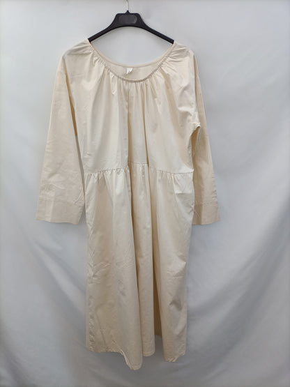 OTRAS.Vestido midi beige oversized TU