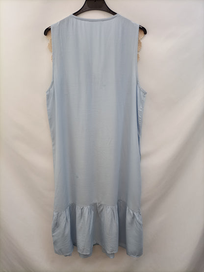 MUSE.Vestido midi azul croché T.L (TARA)