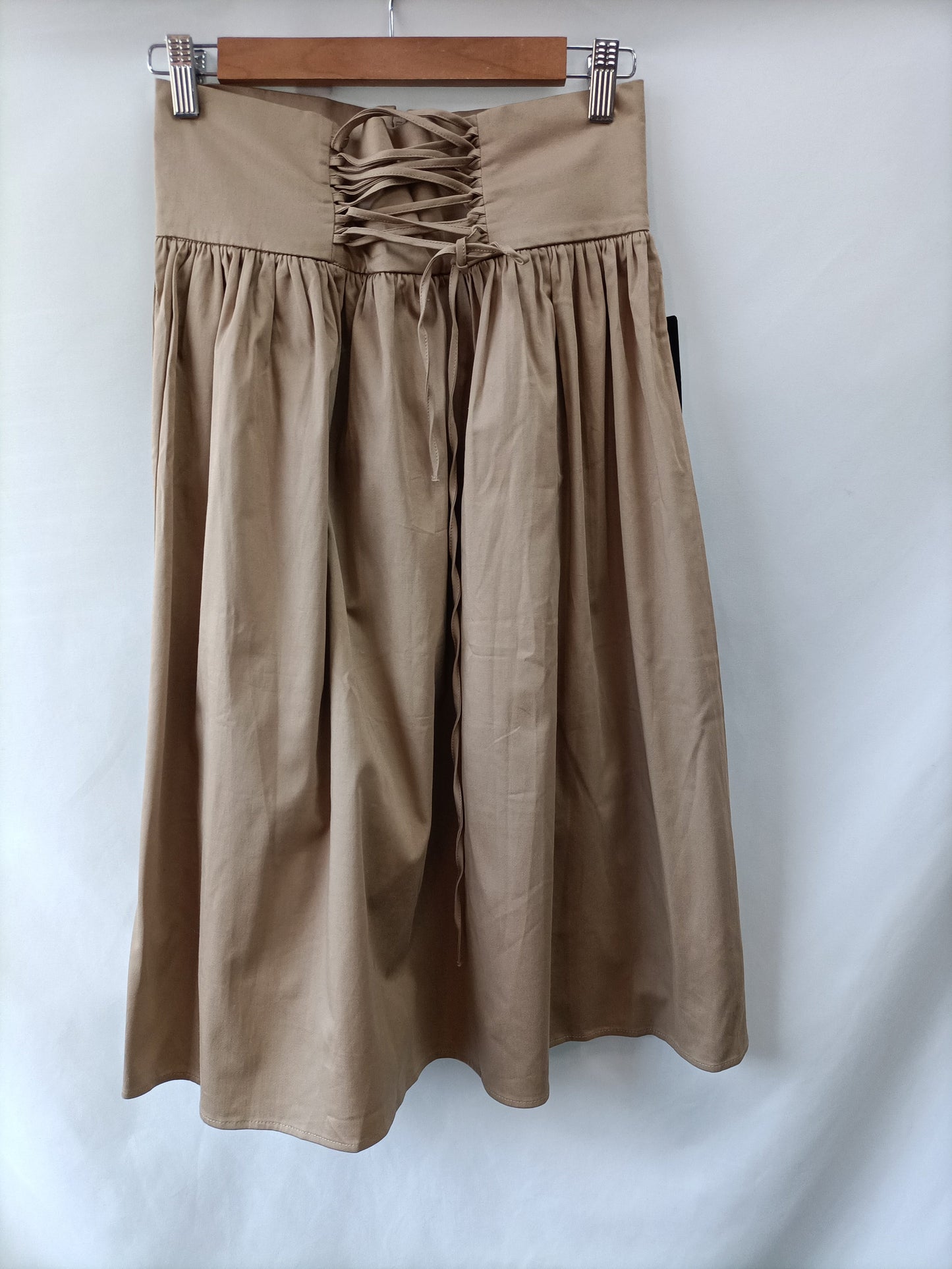 ZARA. Falda midi camel pliegues T.s
