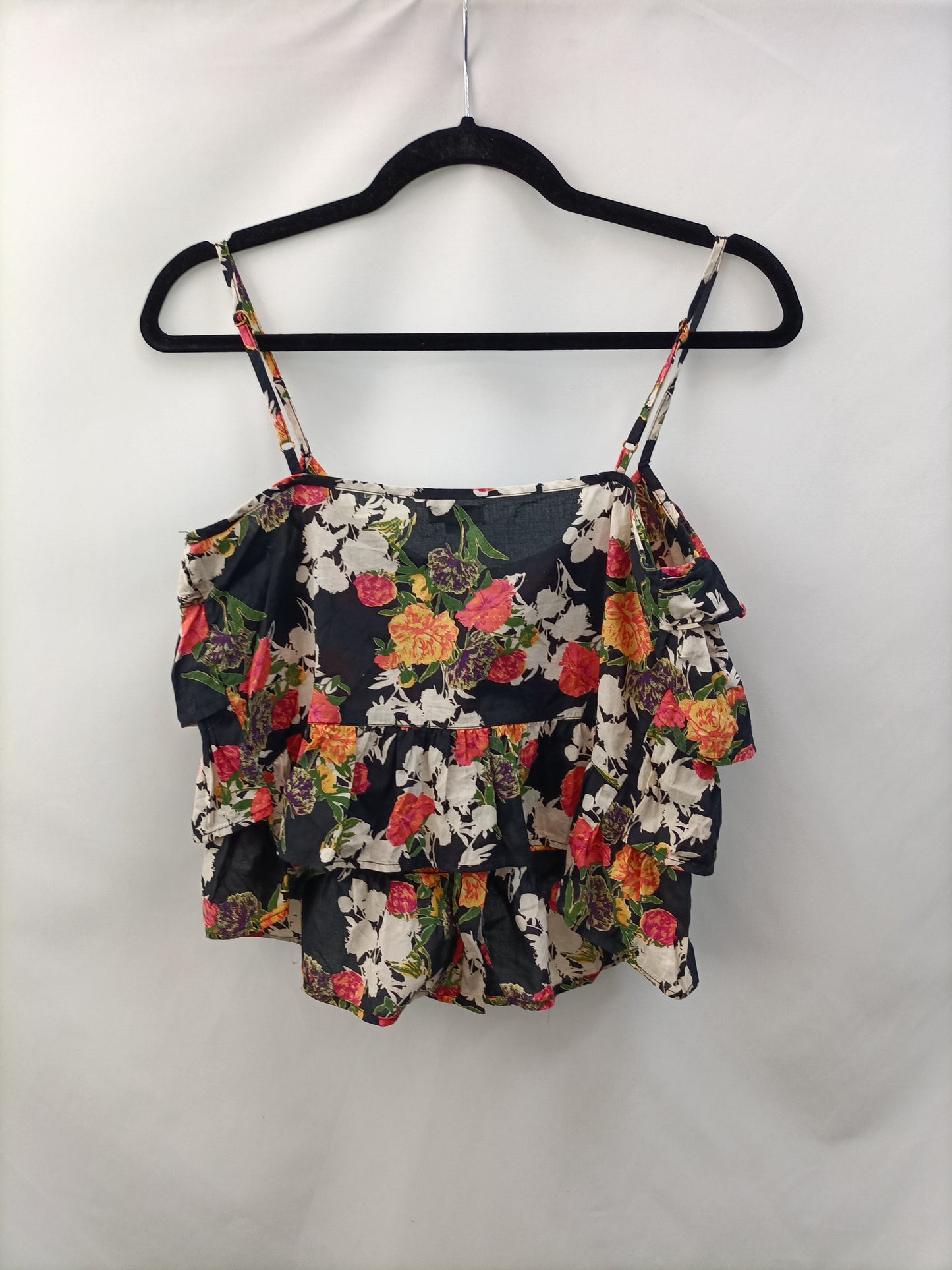 RIVER ISLAND. Black top with covered buttons TL