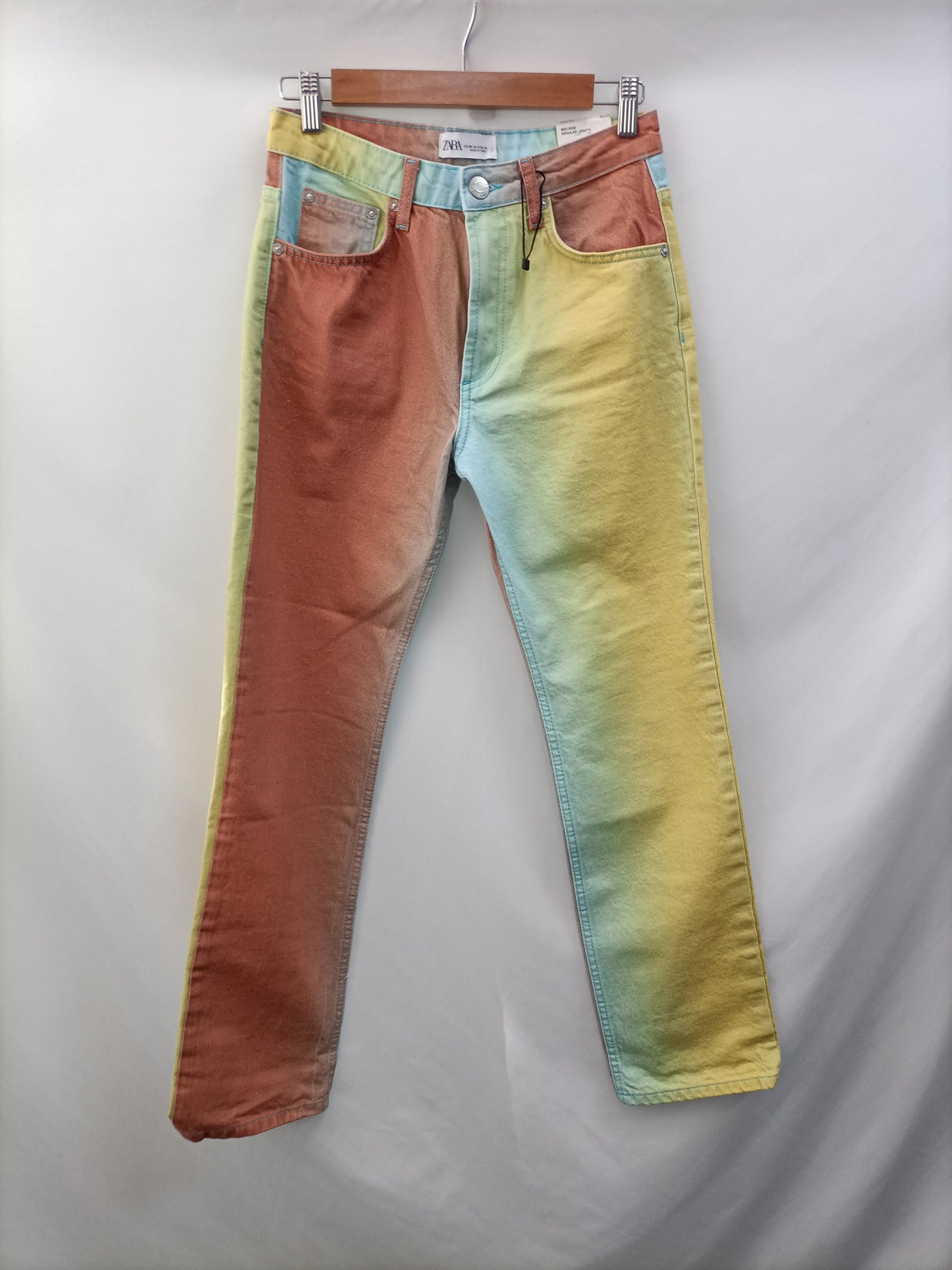 ZARA.Pantalones tie dye T.36