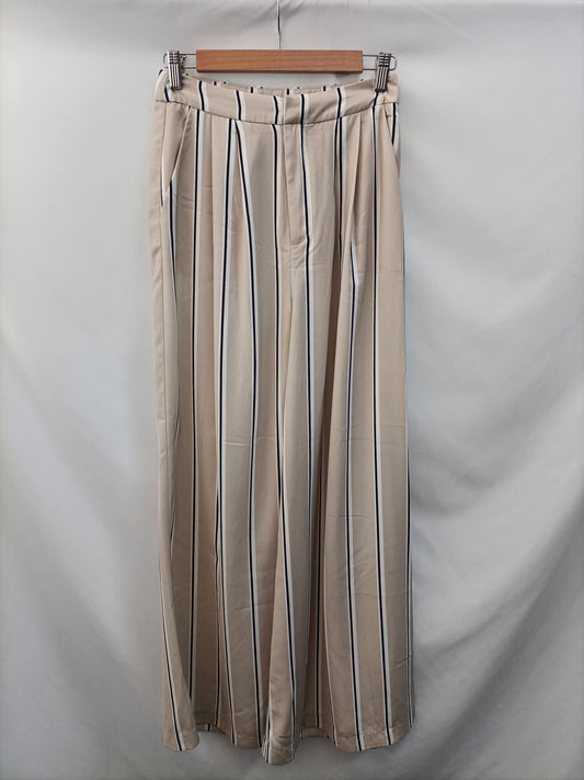 STRADIVARIUS.Pantalones palazzo rayas T.36