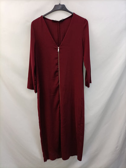 ZARA.Vestido burdeos largo cremallera T.s