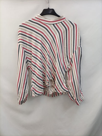 MARKET.BERSHKA.Blusa rayas T.L