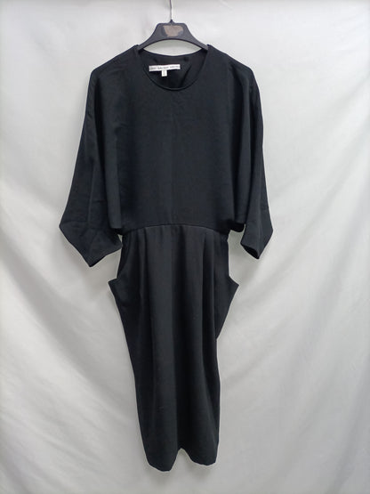 &OTHER STORIES.Vestido negro arreglado T.34