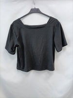 OTRAS.Camiseta negra cuello barco TU (M)