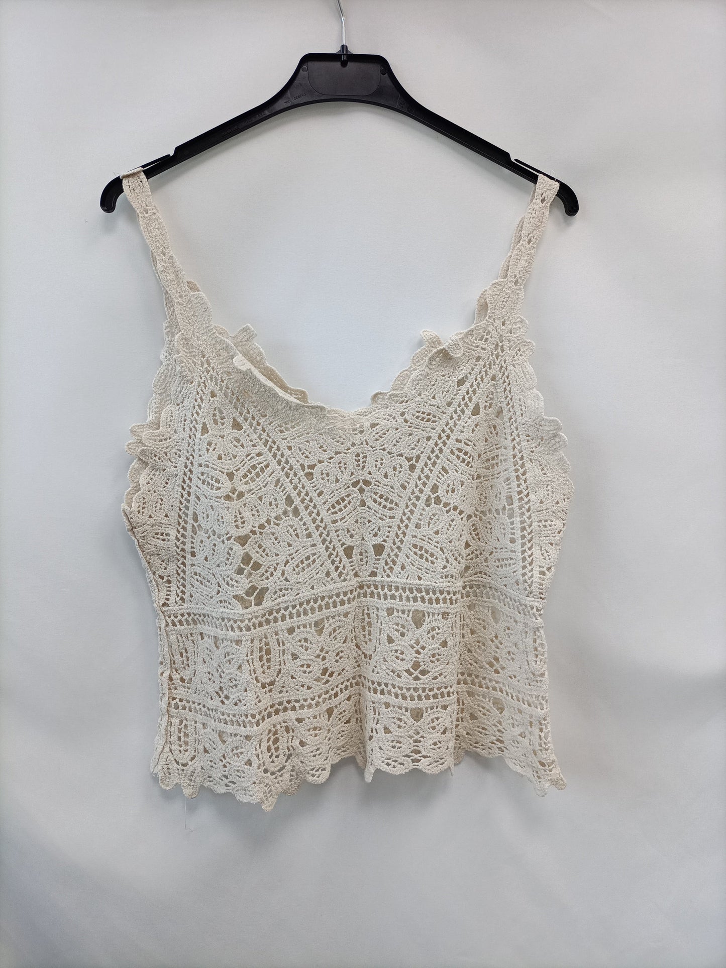 OTRAS.Top beige croché TU (S/M)