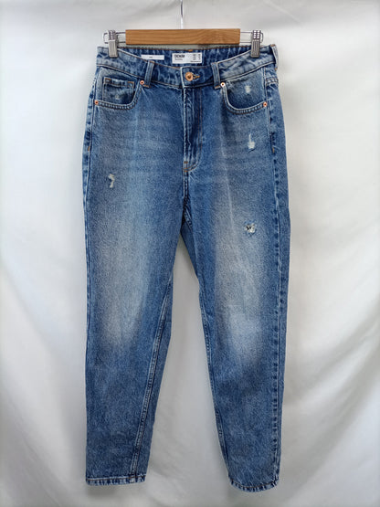 BERSHKA.Vaqueros momfit T.38