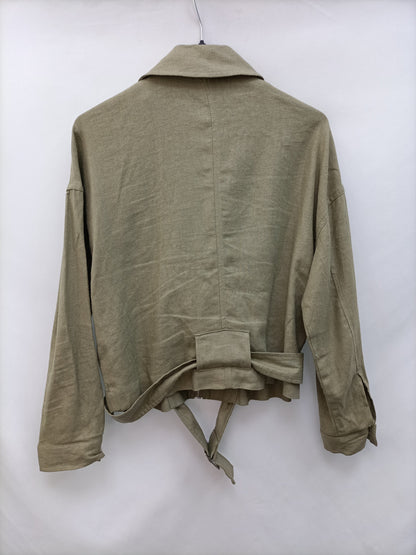 ZARA. Chaqueta verde de lino T.xs