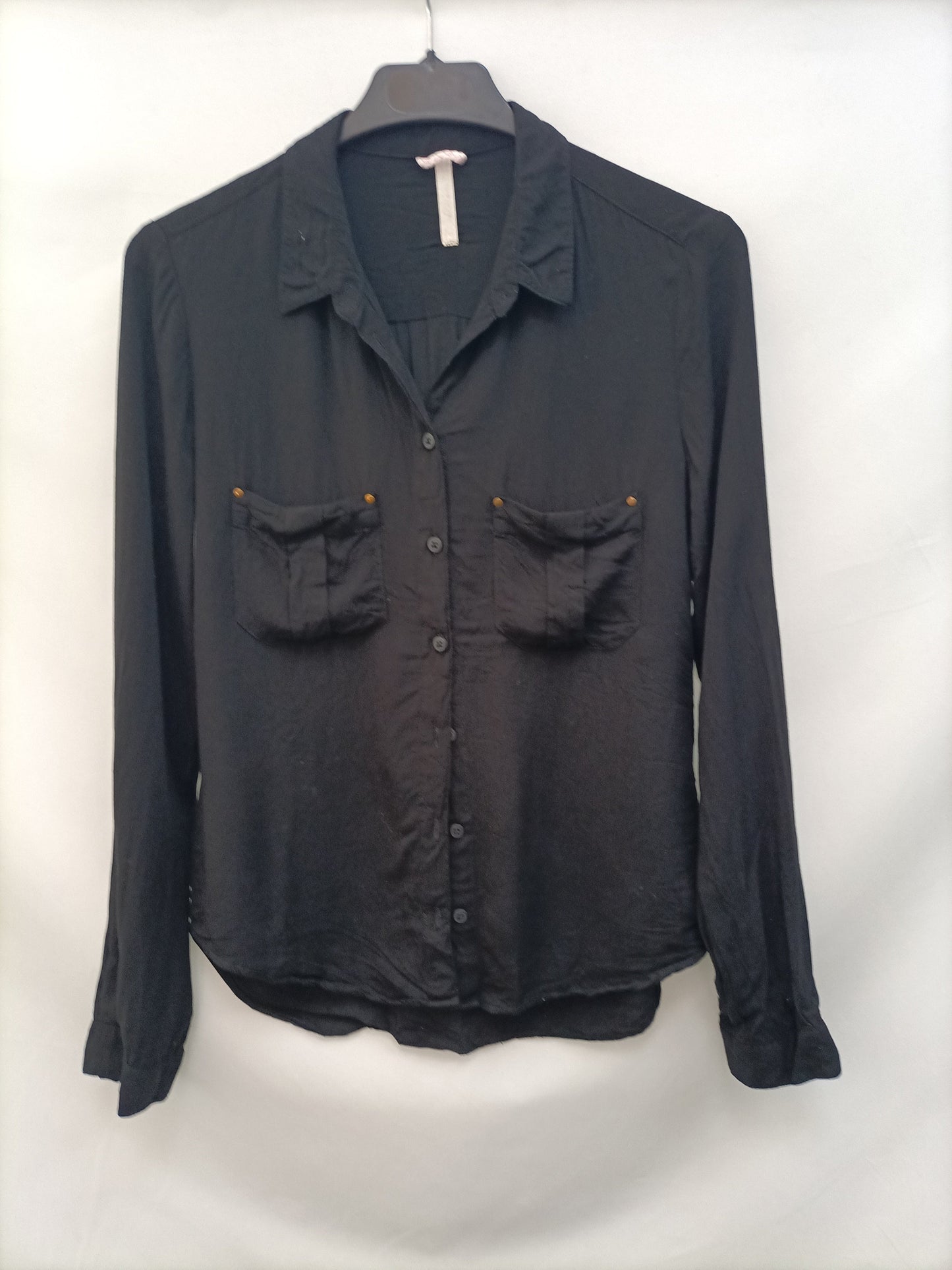 BERSHKA. Black TS shirt