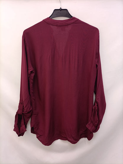 PRIMARK.Blusa clásica burdeos T.36