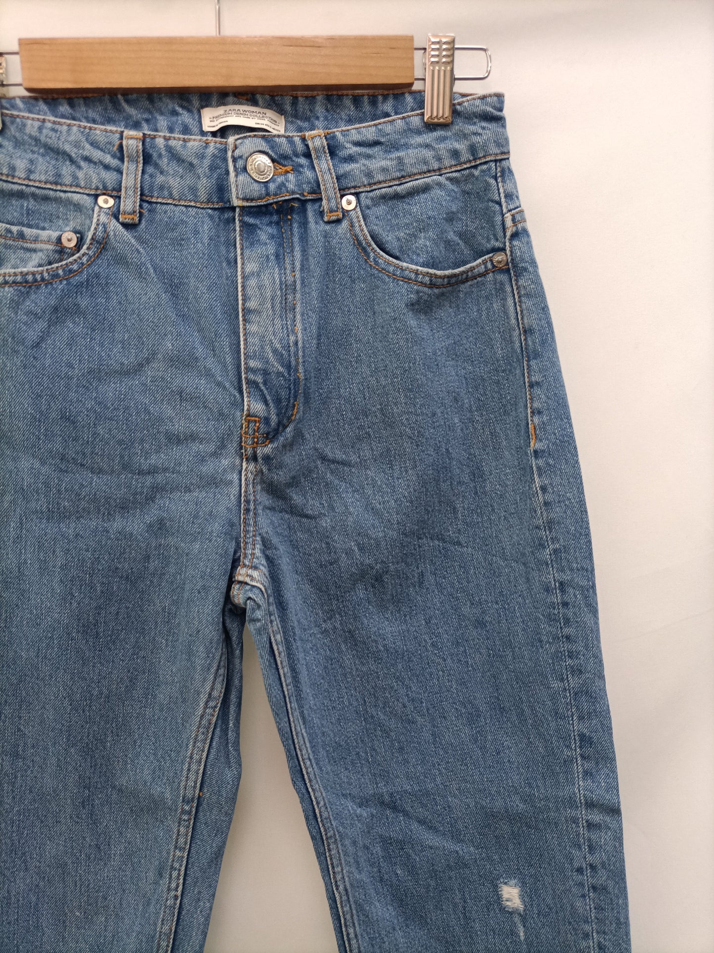 ZARA.Pantalones vaqueros slouchy T.34