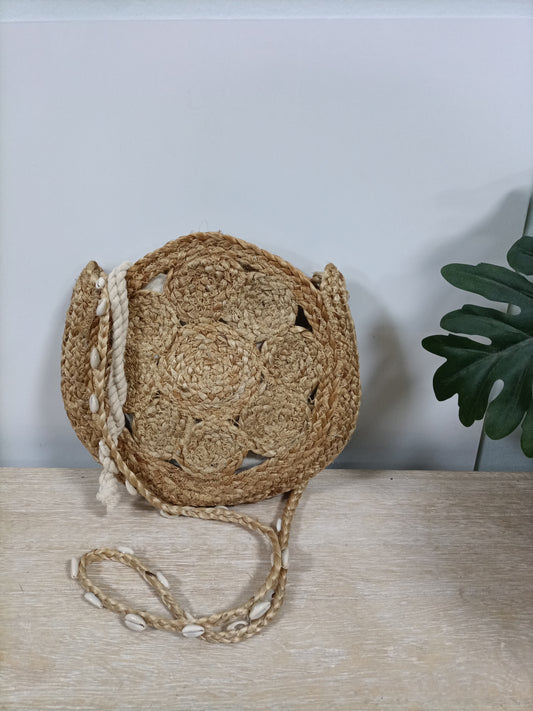 MANGO. Raffia shell bag