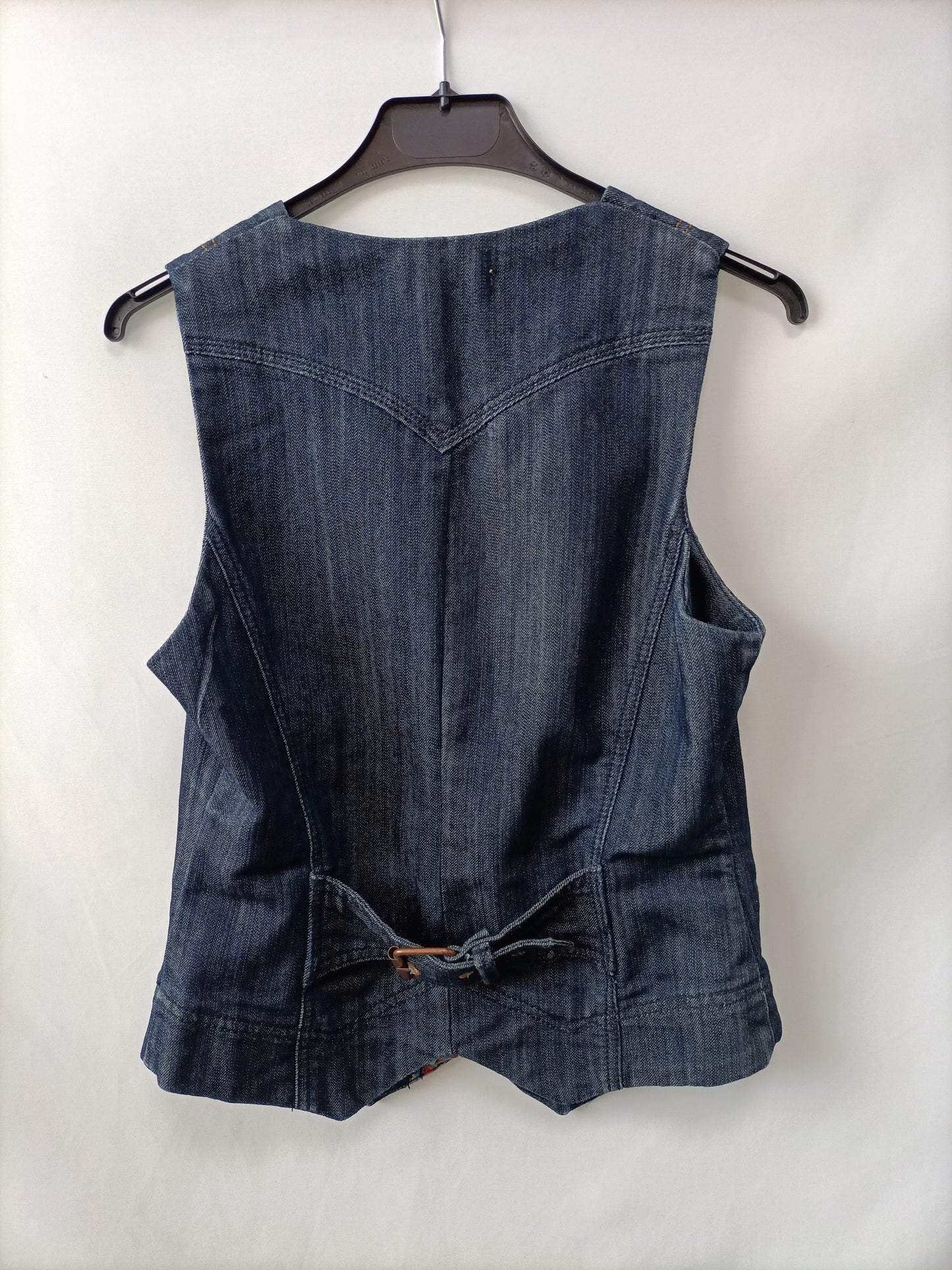 BLANCO. Chaleco denim T.38