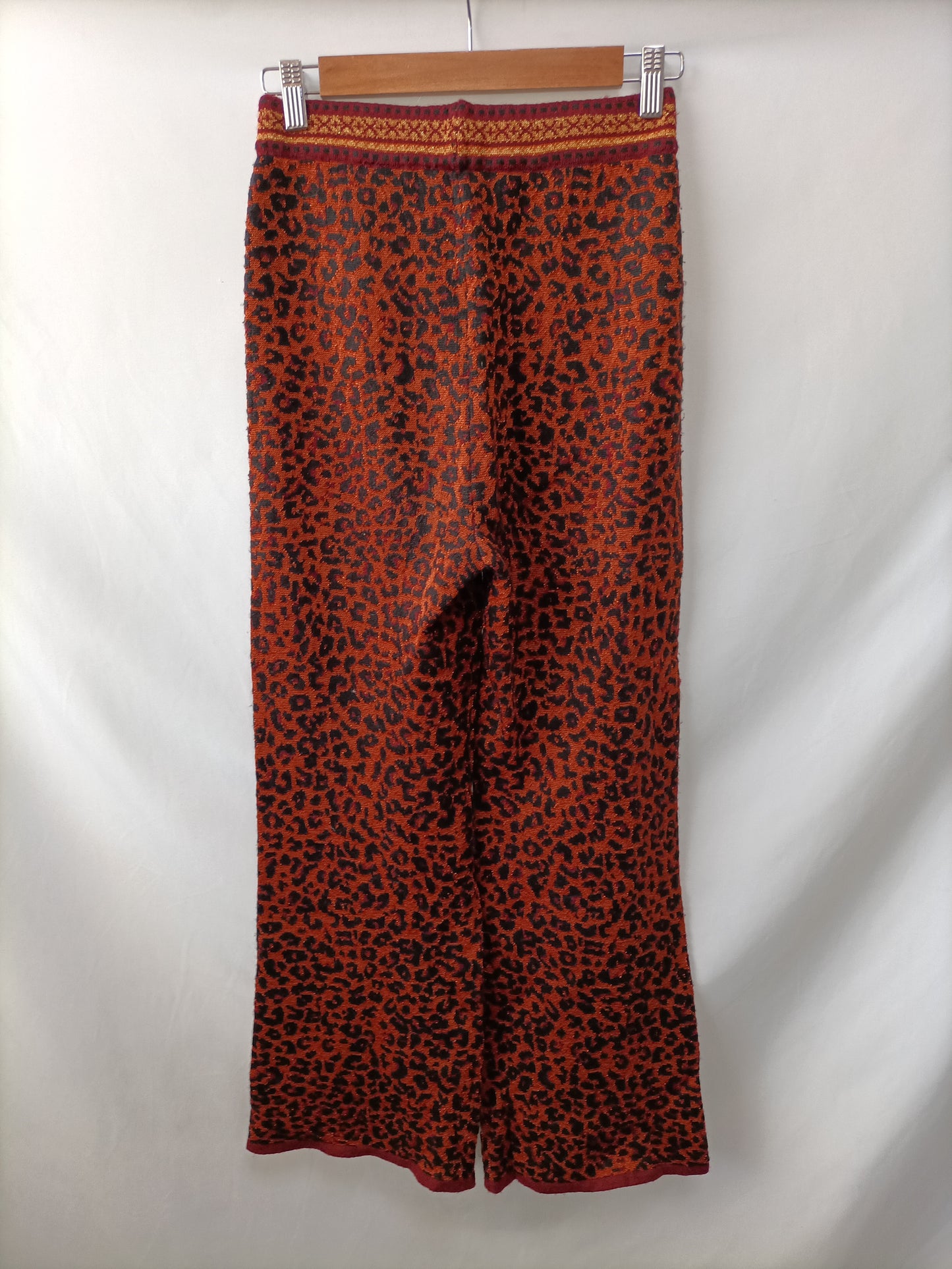 ZARA. Animal print knit trousers Ts