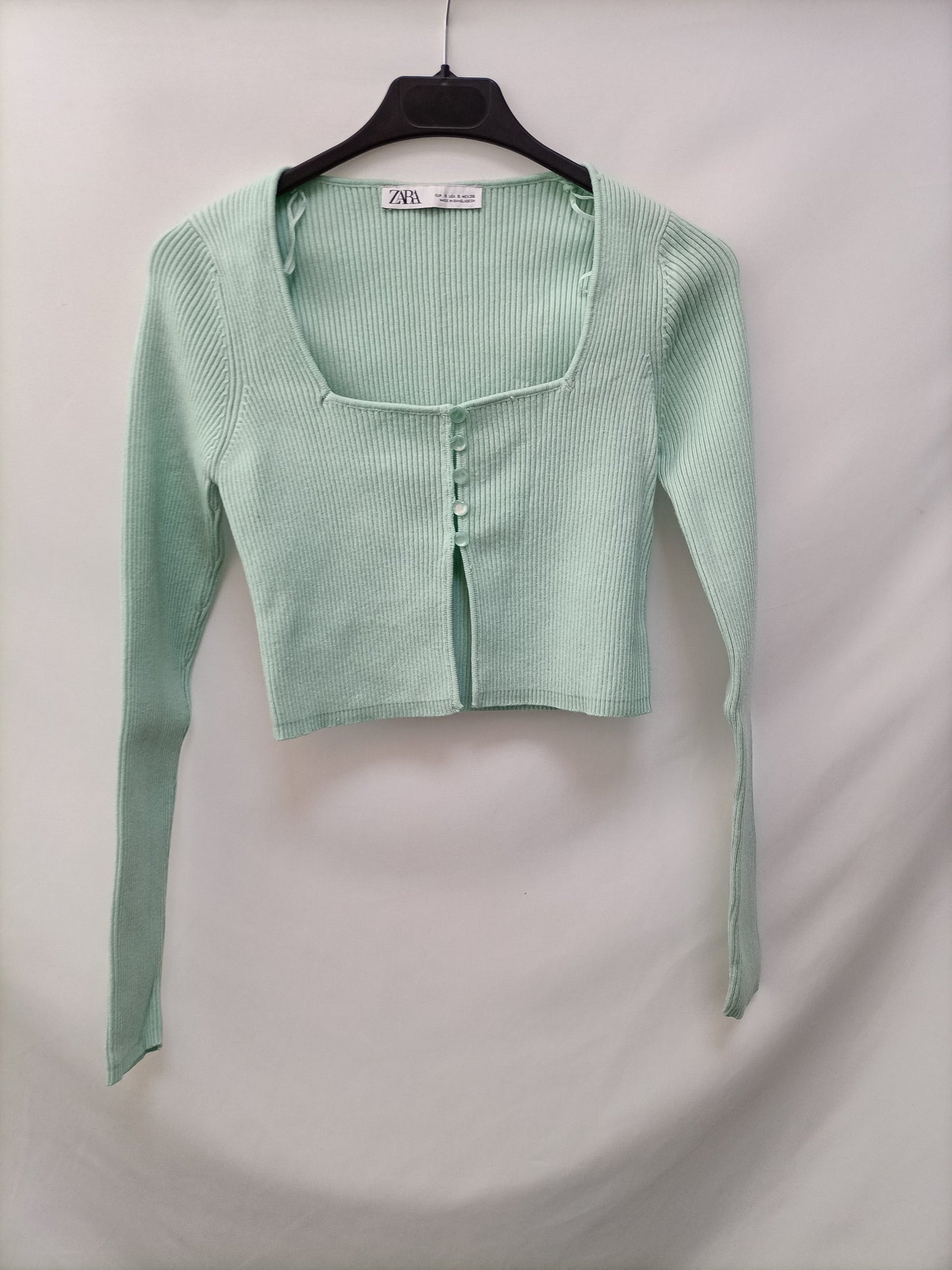 ZARA. Top verde canalé T.s