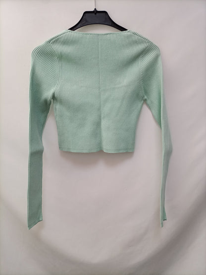 ZARA. Top verde canalé T.s