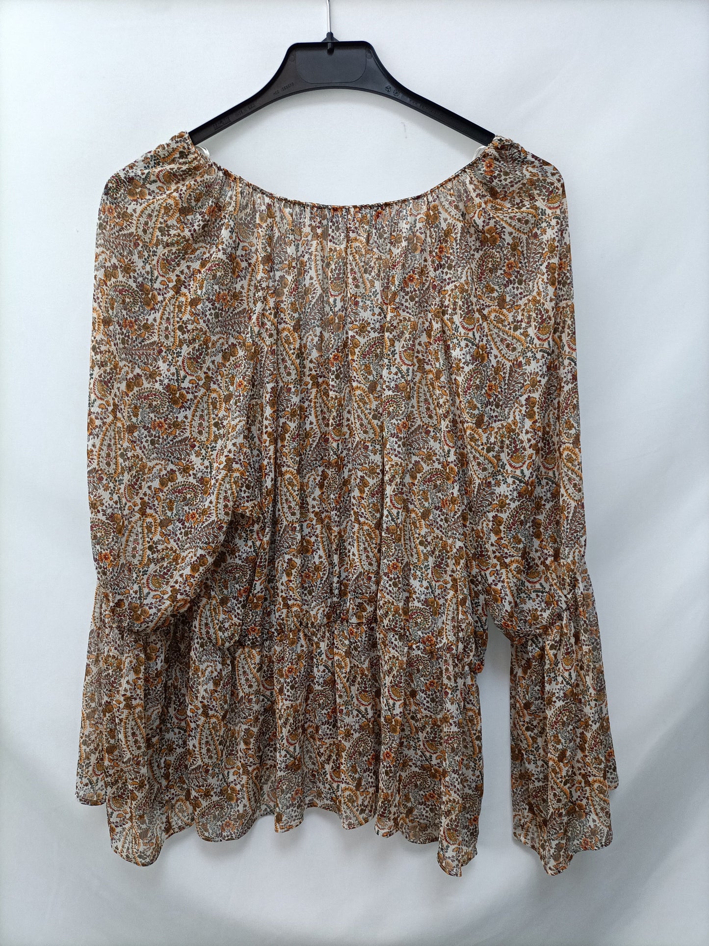 ZARA. Blusa flores tonos tierra T.m