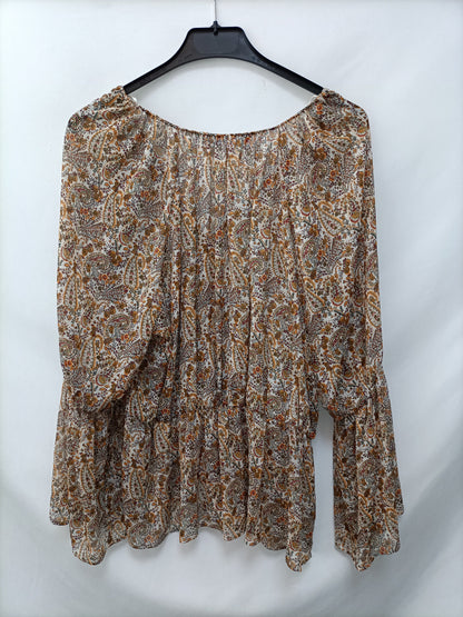 ZARA. Blusa flores tonos tierra T.m